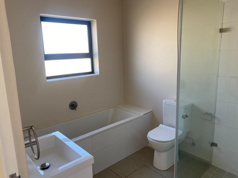 3 Bedroom Property for Sale in Silver Oaks Western Cape